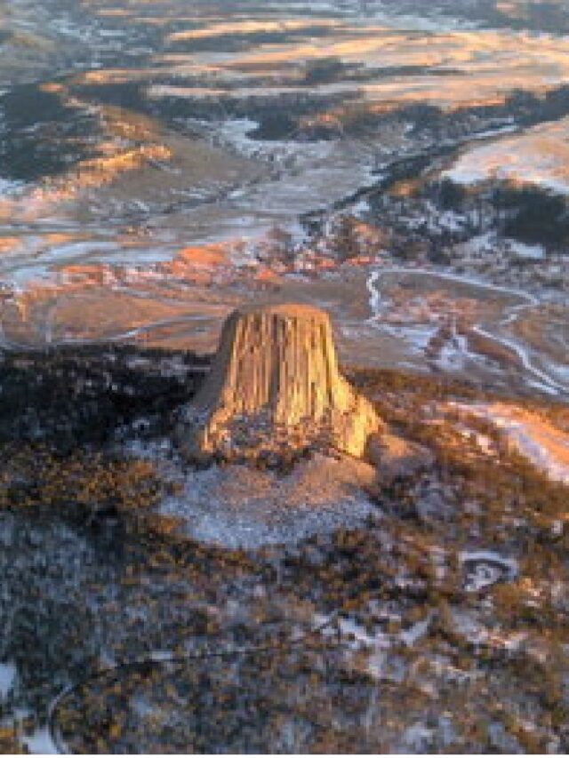 21 Year Old Climber Dies After Fall at Devils Tower, Park Servi   ce Confirms”